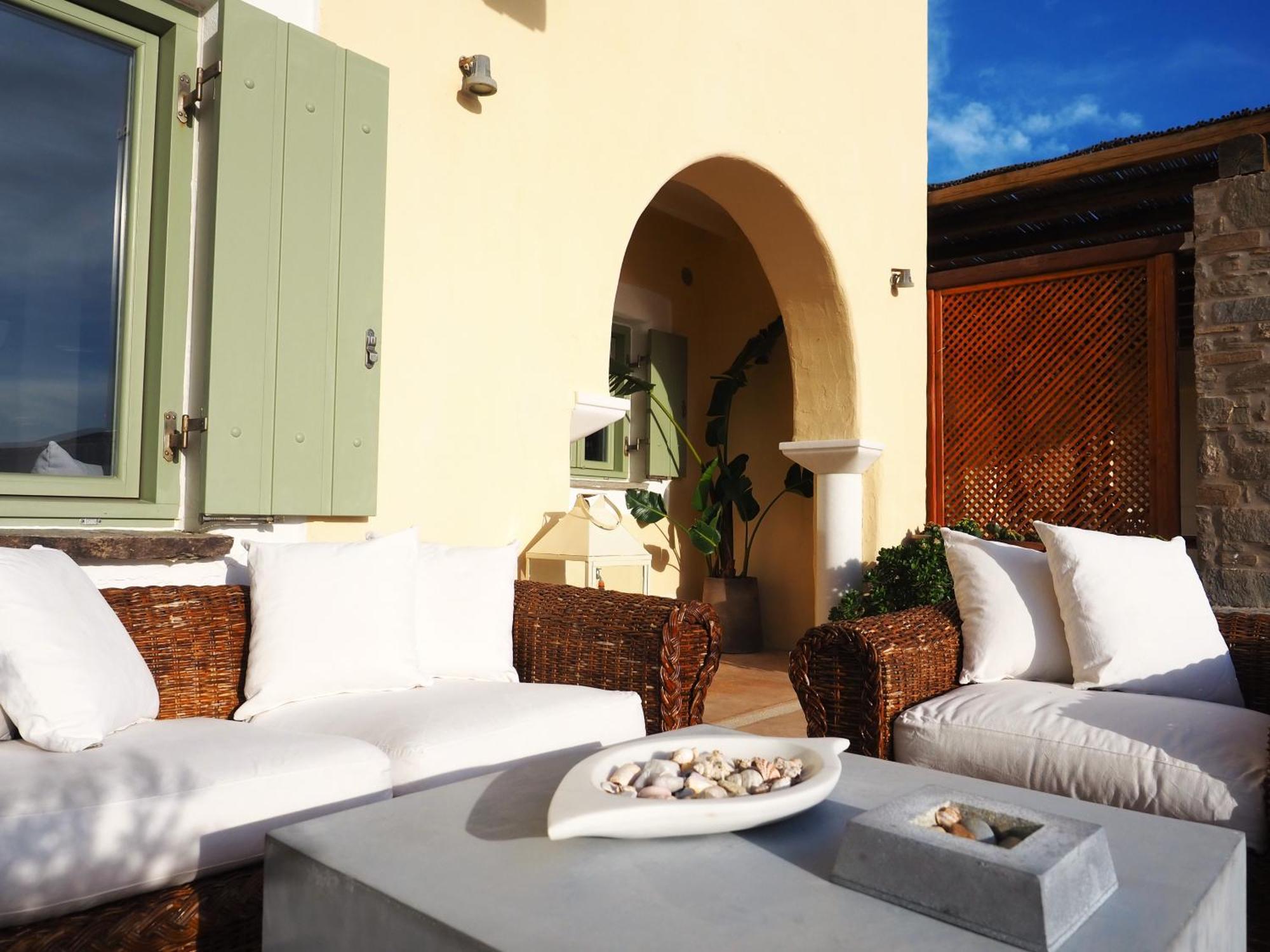 Ochre Dream, Beach Front & Sunset Villa Naousa 객실 사진