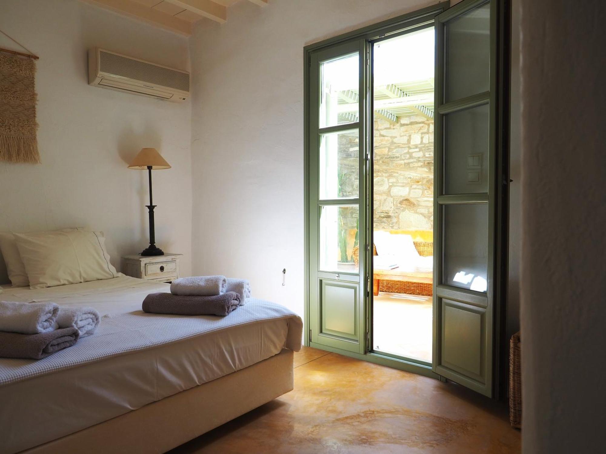 Ochre Dream, Beach Front & Sunset Villa Naousa 외부 사진