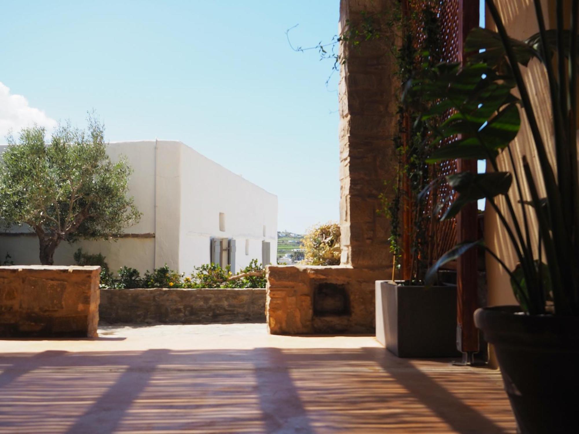 Ochre Dream, Beach Front & Sunset Villa Naousa 외부 사진